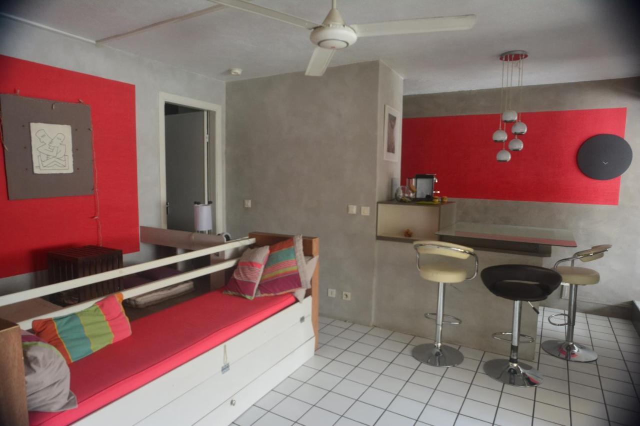 Un Pied-A-Terre Au Centre De Papeete Apartment ปาเปเอเต ภายนอก รูปภาพ